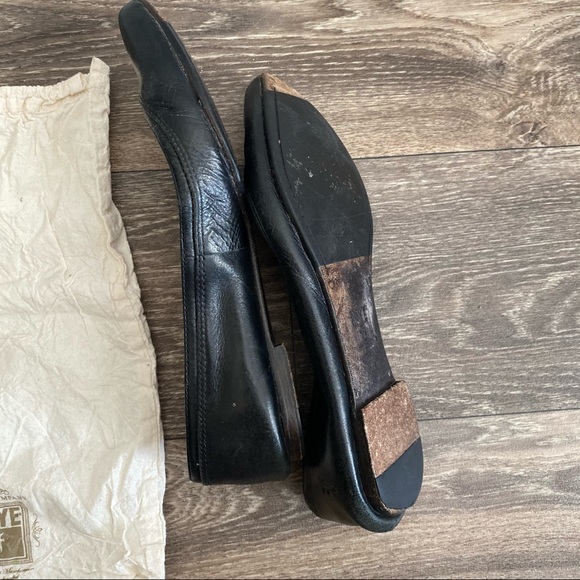 FRYE Pointed Black Leather Flats *Flawed* 8 - Picture 5 of 16